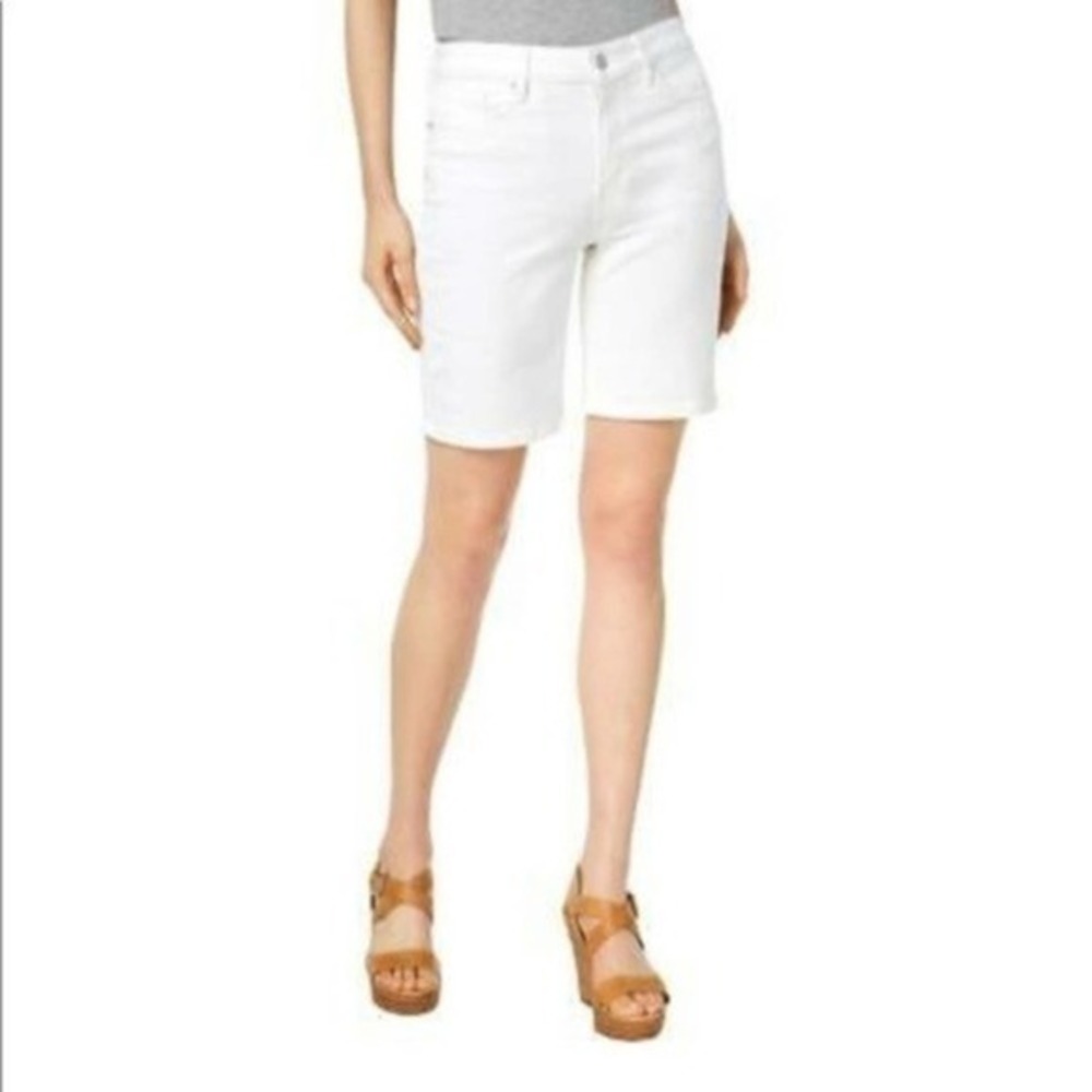 Calvin Klein Jeans Womens Mid-Rise shorts